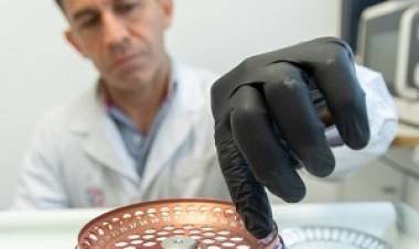 UNC PATENTÓ UNA MOLÉCULA VINCULADA LA VIH