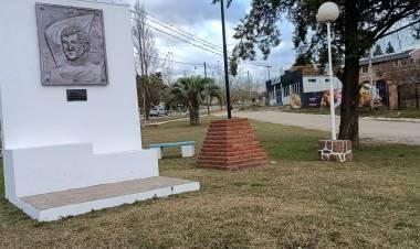 3 DE JUNIO: NACE Dn. Manuel Belgrano. Síquiman pone en valor la plazoleta y reconoce a ciudadana ilustre.