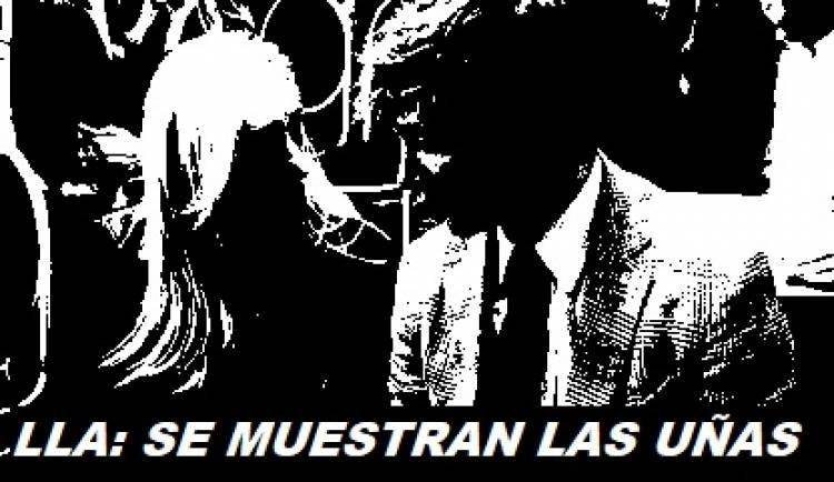ENTRE LLA SE MUESTRAN LAS UÑAS